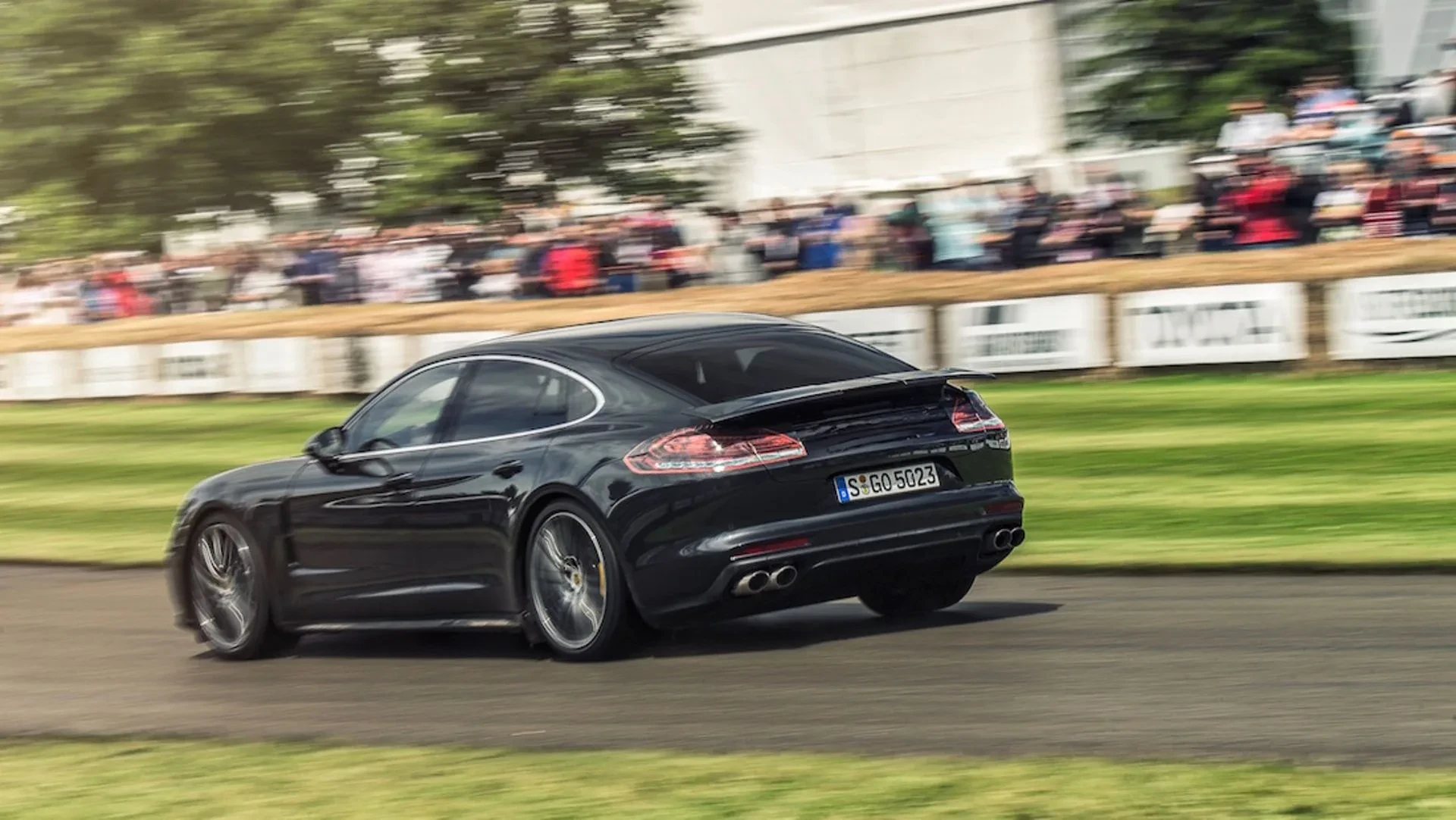 Porsche Panamera silnik benzyna diesel moc osiągi cena ceny otomoto używana nowa opinie oceny zalety wady koszty utrzymania
