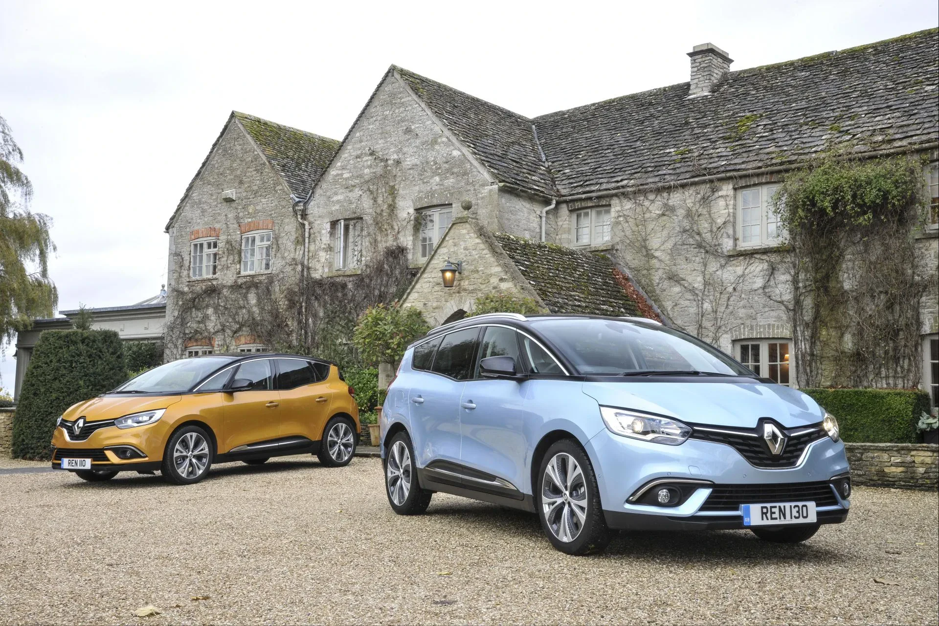 Renault Scenic minivan nowszy nowy używany otomoto cena ceny opinie oceny zalety wady silnik benzyna diesel spalanie