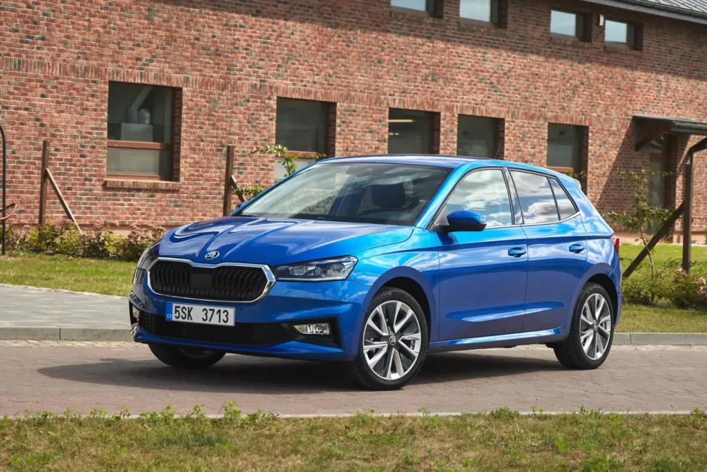 SKODA-FABIA-907-101