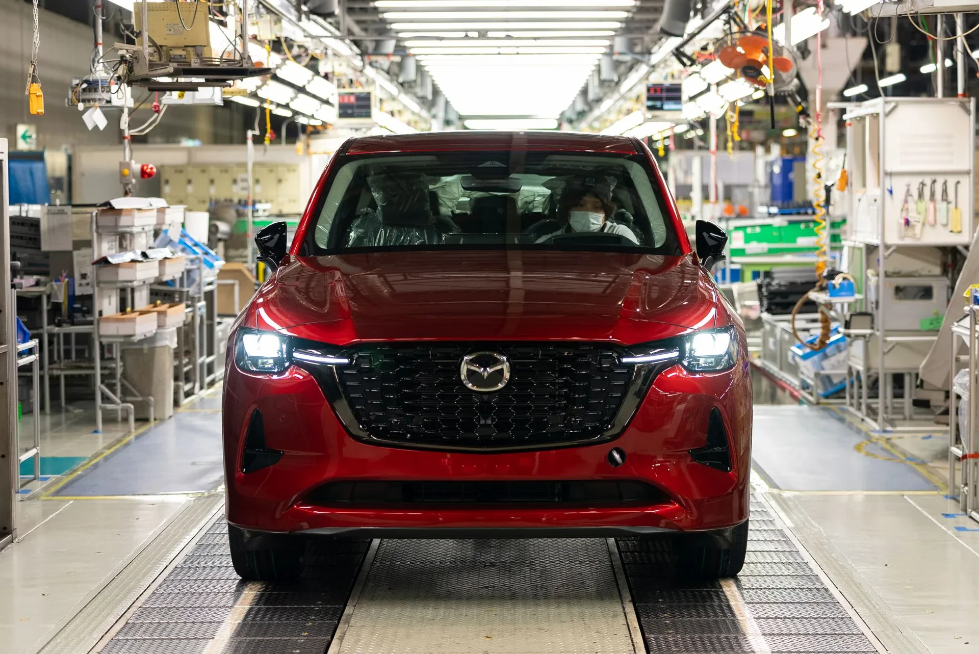 SUV Mazda CX-60 silnik diesel hybryda moc osiągi wyposażenie napęd na cztery koła otomoto cena ceny opinie oceny zalety wady