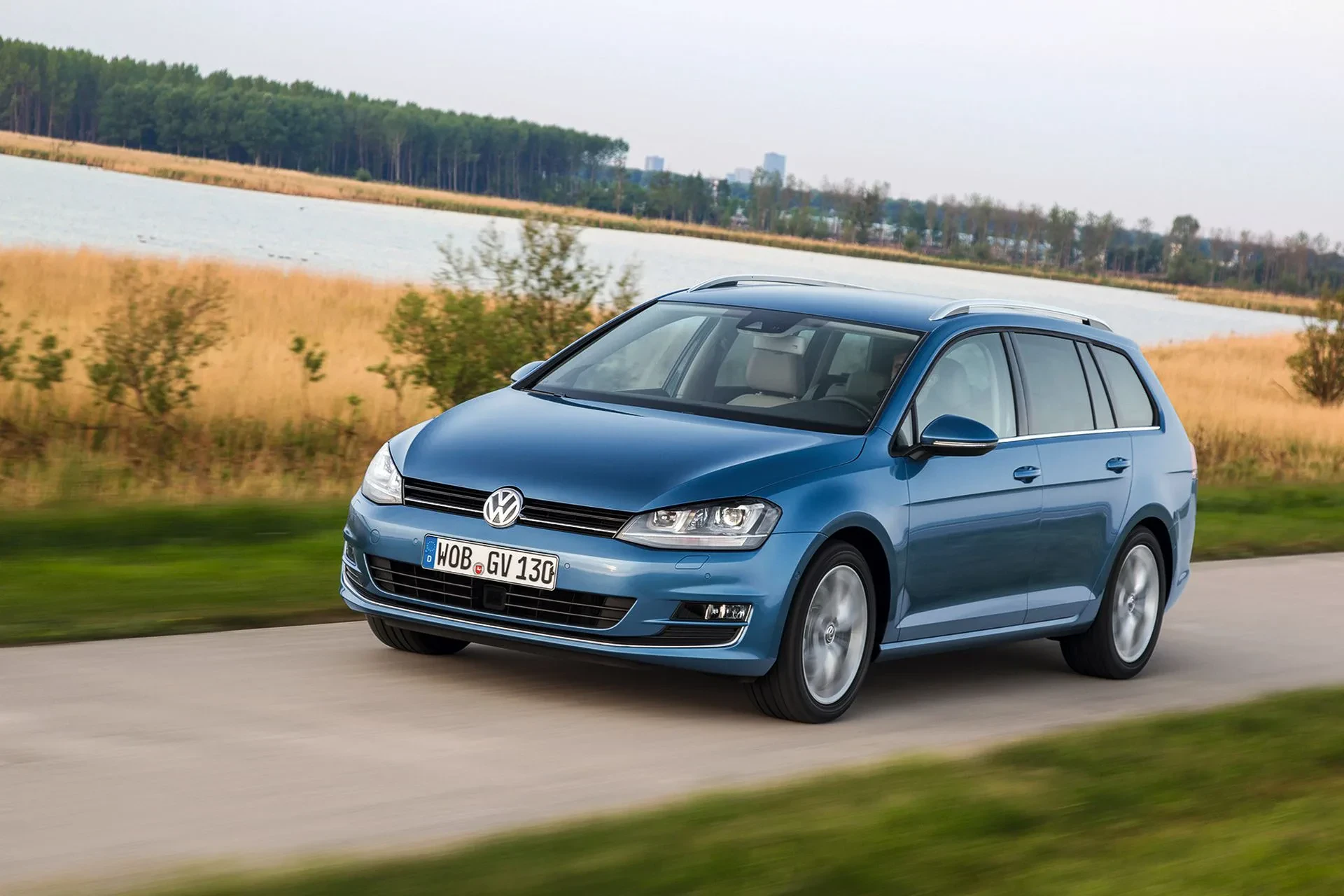 Volkswagen Golf kombi variant silnik benzyna diesel cena ceny opinie oceny zalety wady otomoto używany