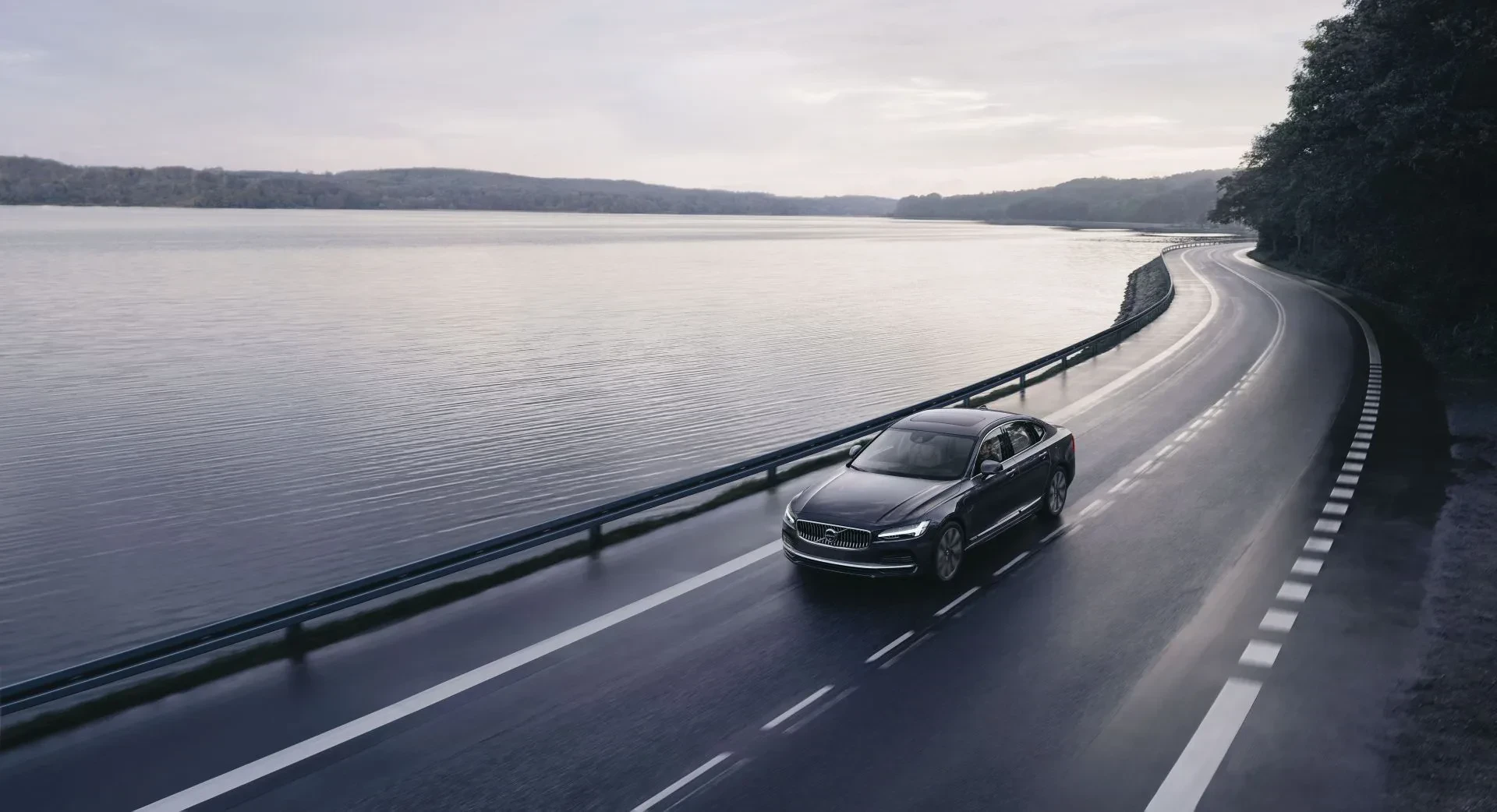 Volvo S90 silnik benzyna diesel używane otomoto cena ceny opinie oceny zalety wady