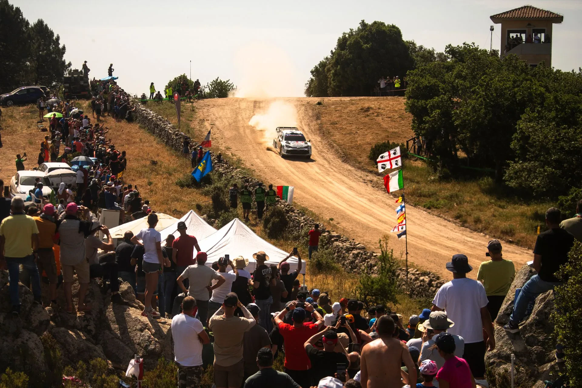 WRC Rajd Sardynii mistrzostwa świata rajdy samochodowe Hankook zapowiedź lista zgłoszeń harmonogram polacy Evans