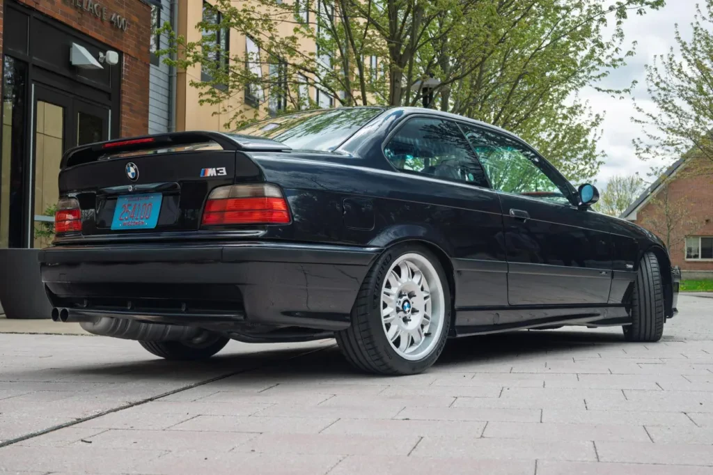 bmw-m3-generacji-e36