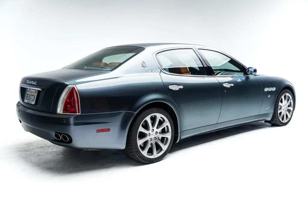 maserati-limuzyna-silnik-ferrari