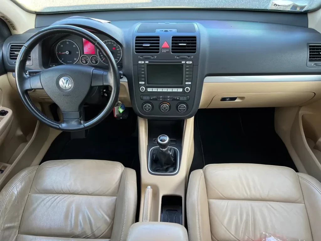 pancerny-volkswagen-golf