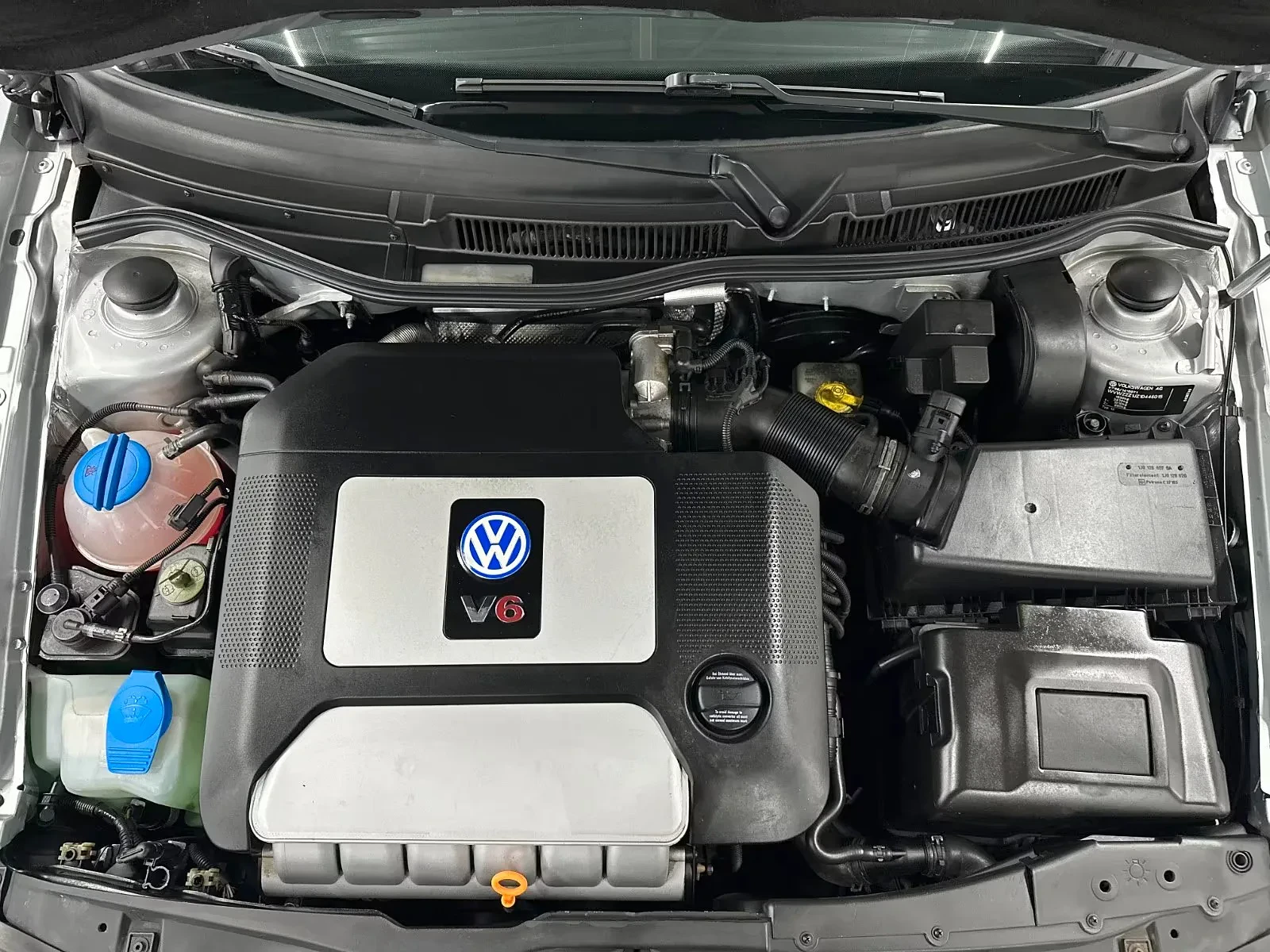 Nowy Volkswagen Golf z silnikiem V6 i napędem na „cztery”. Jego cena wyraźnie spadła