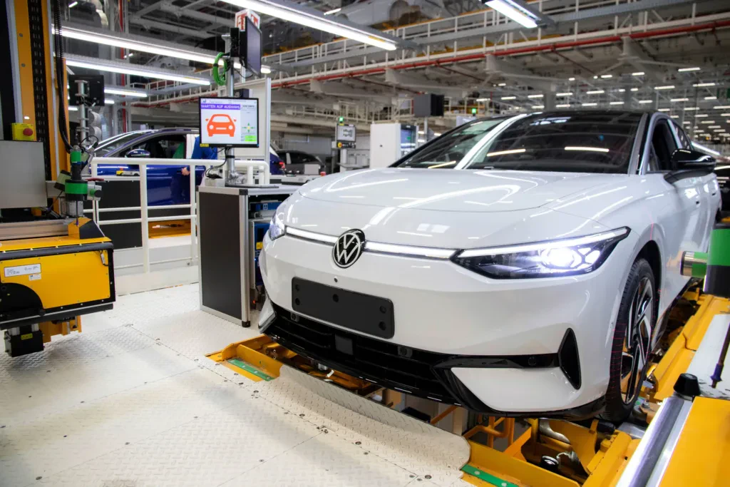 Volkswagen przeprowadzi radykalną, bolesną restrukturyzację. „Bezprecedensowa w historii gospodarki”