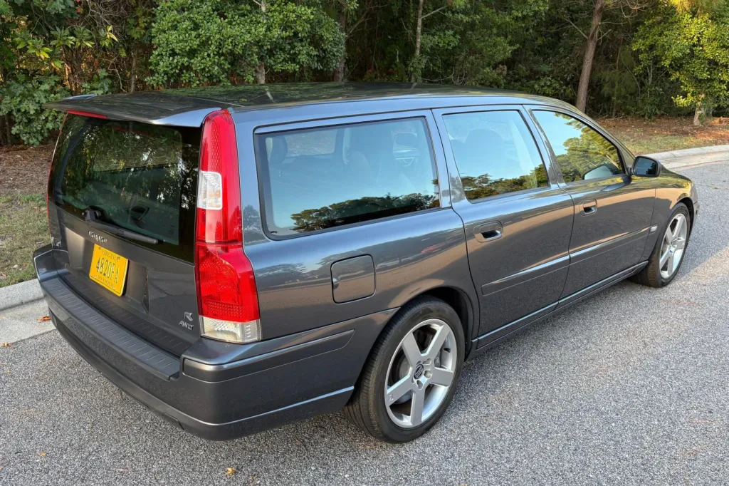 volvo-v70r-kombi