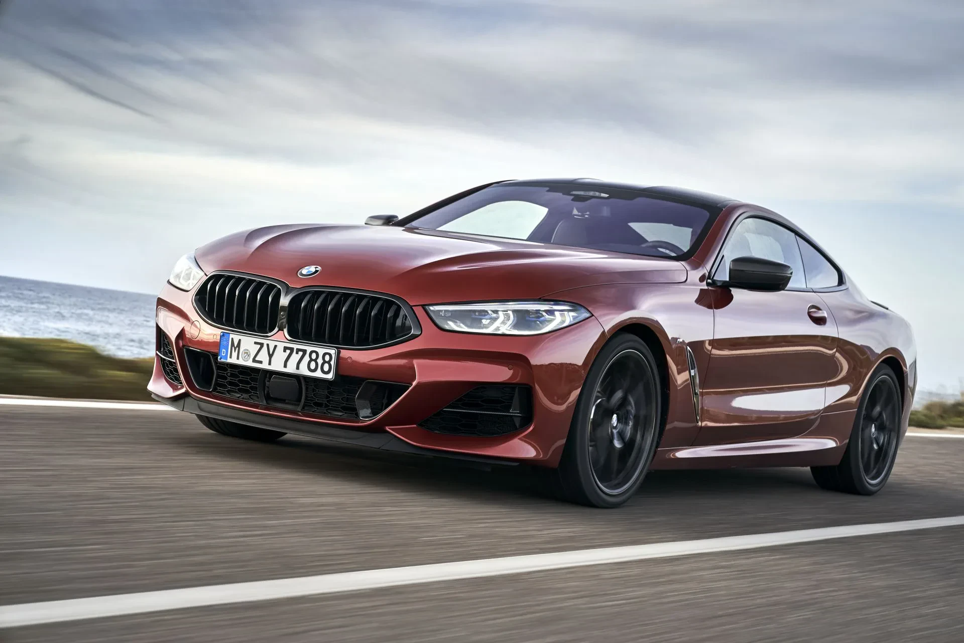 BMW Serii 8 seria cena ceny otomoto tanio używane opinie oceny zalety wady silnik benzyna diesel osiągi przyspieszenie