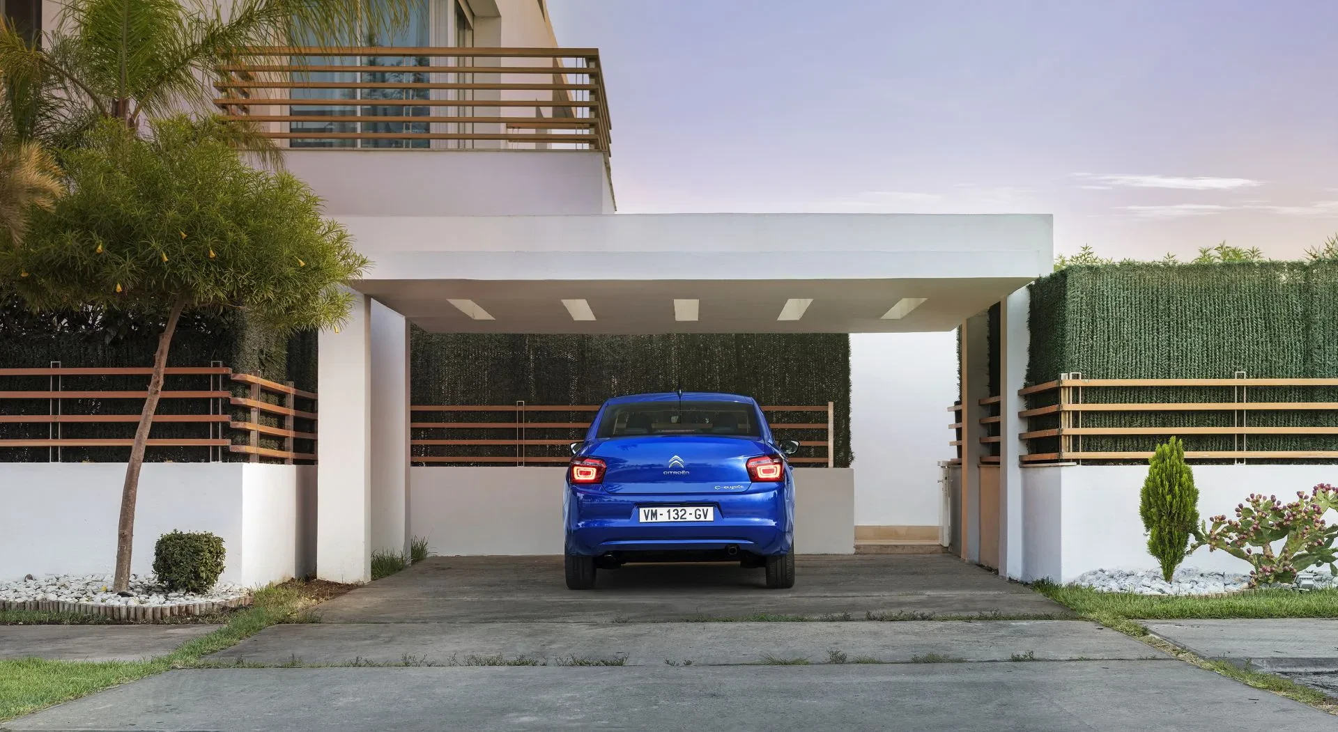Citroen C-Elysee silnik benyzna diesel moc opinie oceny zalety wady tanio używany otomoto cena ceny