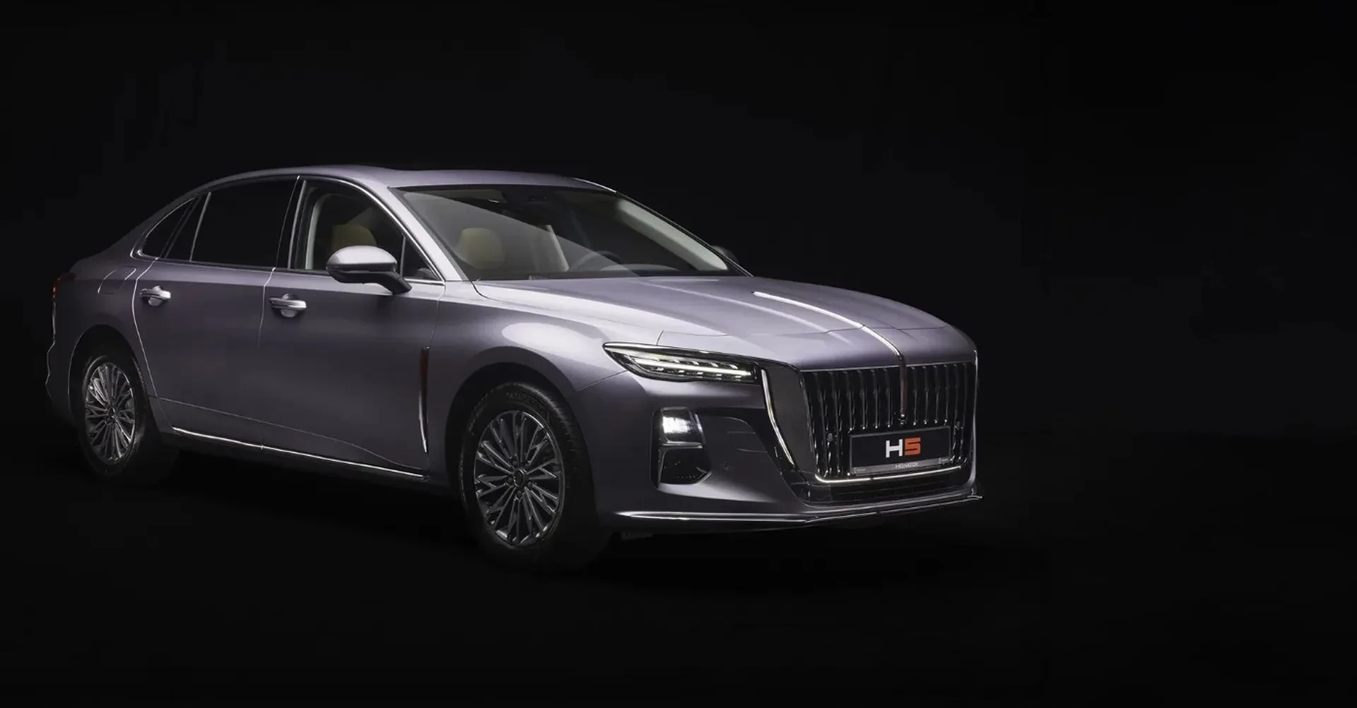 Chiński sedan zamknął usta konkurencji. Pokazał, iż segment premium wcale nie musi być drogi