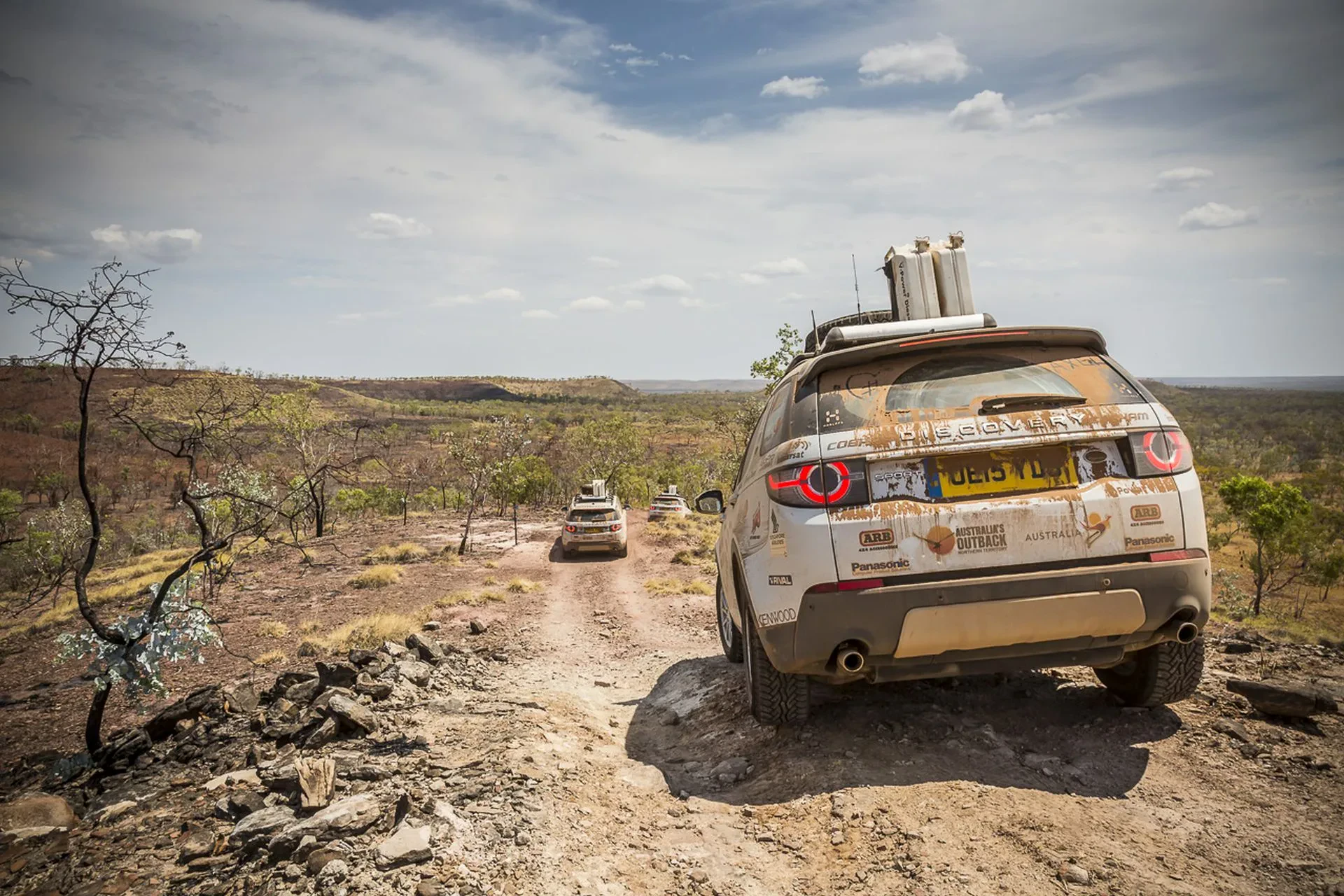Land Rover Discovery Sport silnik benzyna diesel moc napęd na cztery koła opinie oceny zalety wady otomoto używany tanio cena ceny