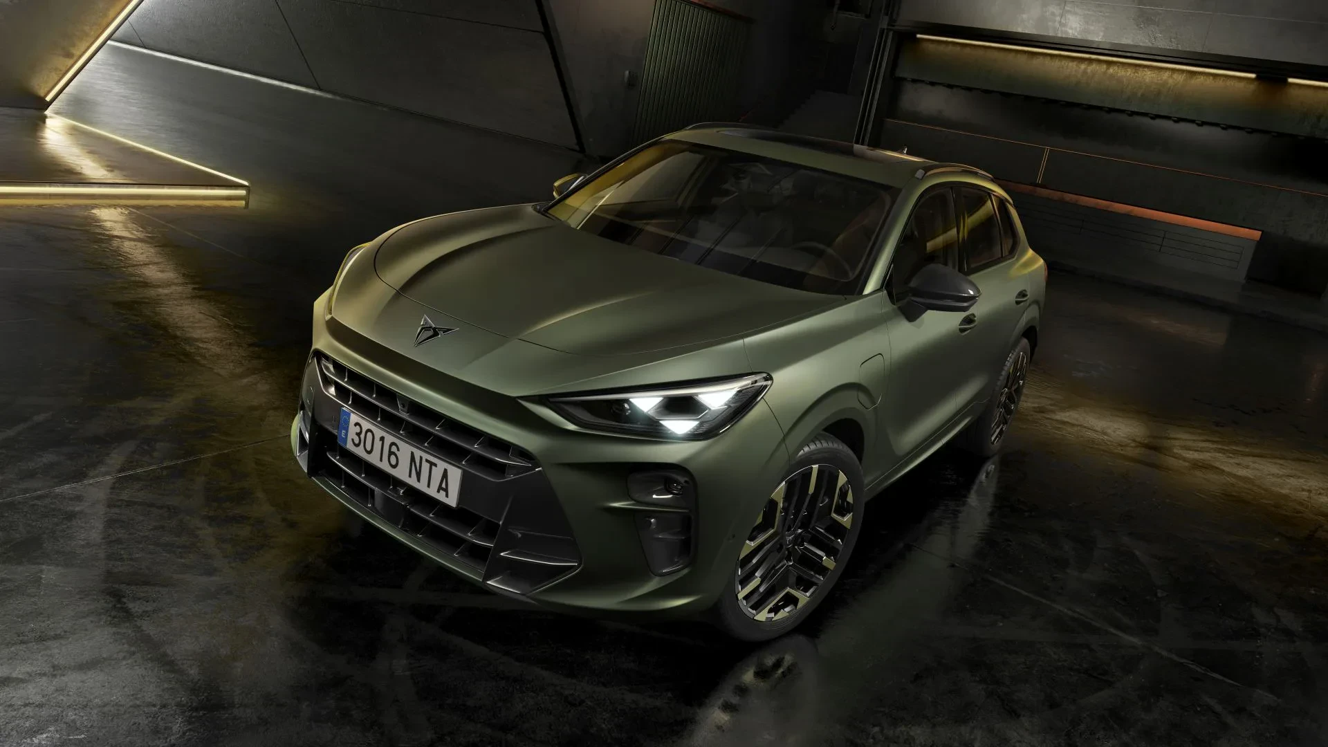 SUV Cupra Terramar silnik benzyna hybryda osiągi moc opinie oceny zalety wady cena ceny otomoto używany nowy