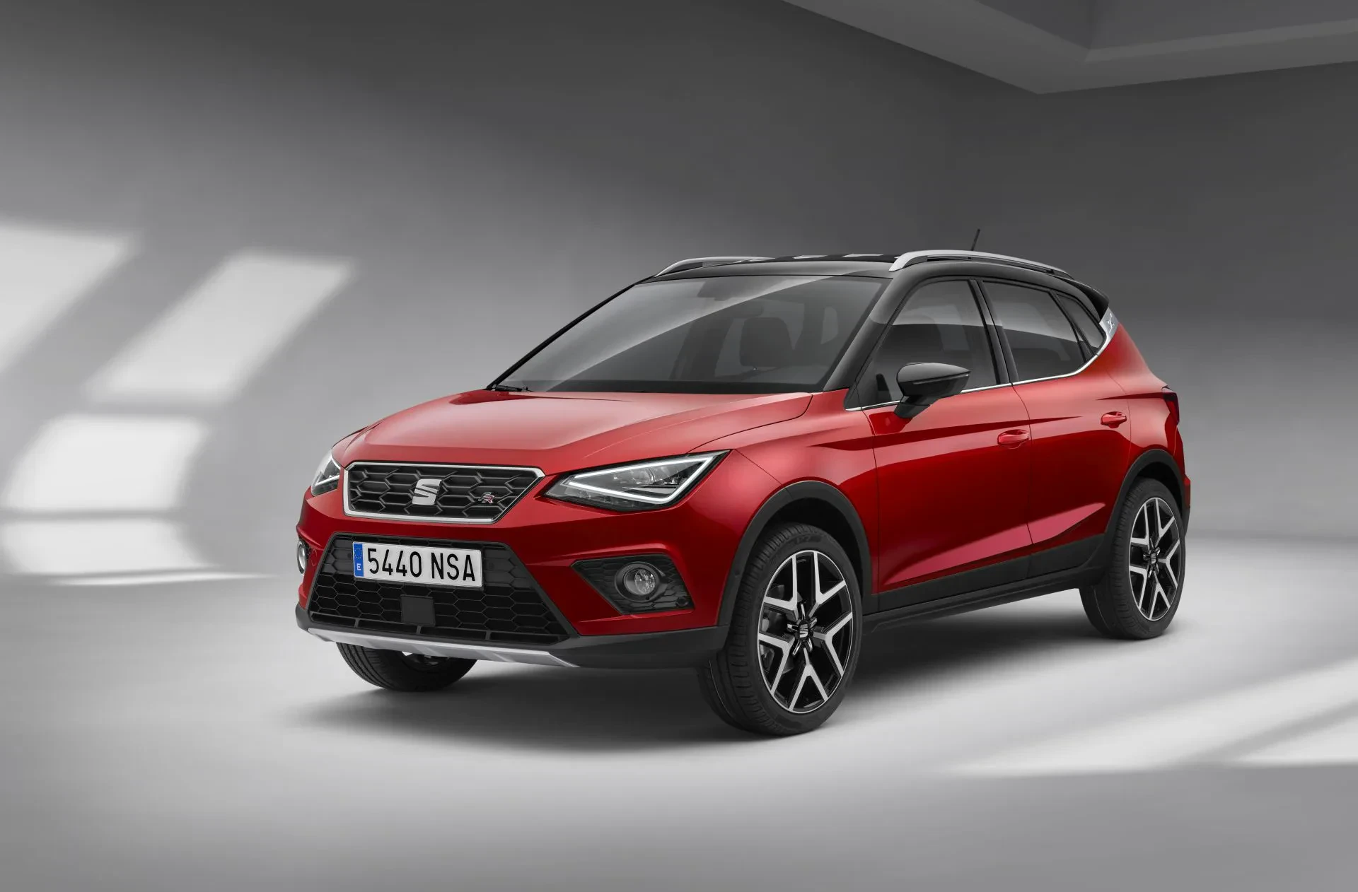 SUV Seat Arona silnik benzyna diesel opinie oceny zalety wady cena ceny otomoto