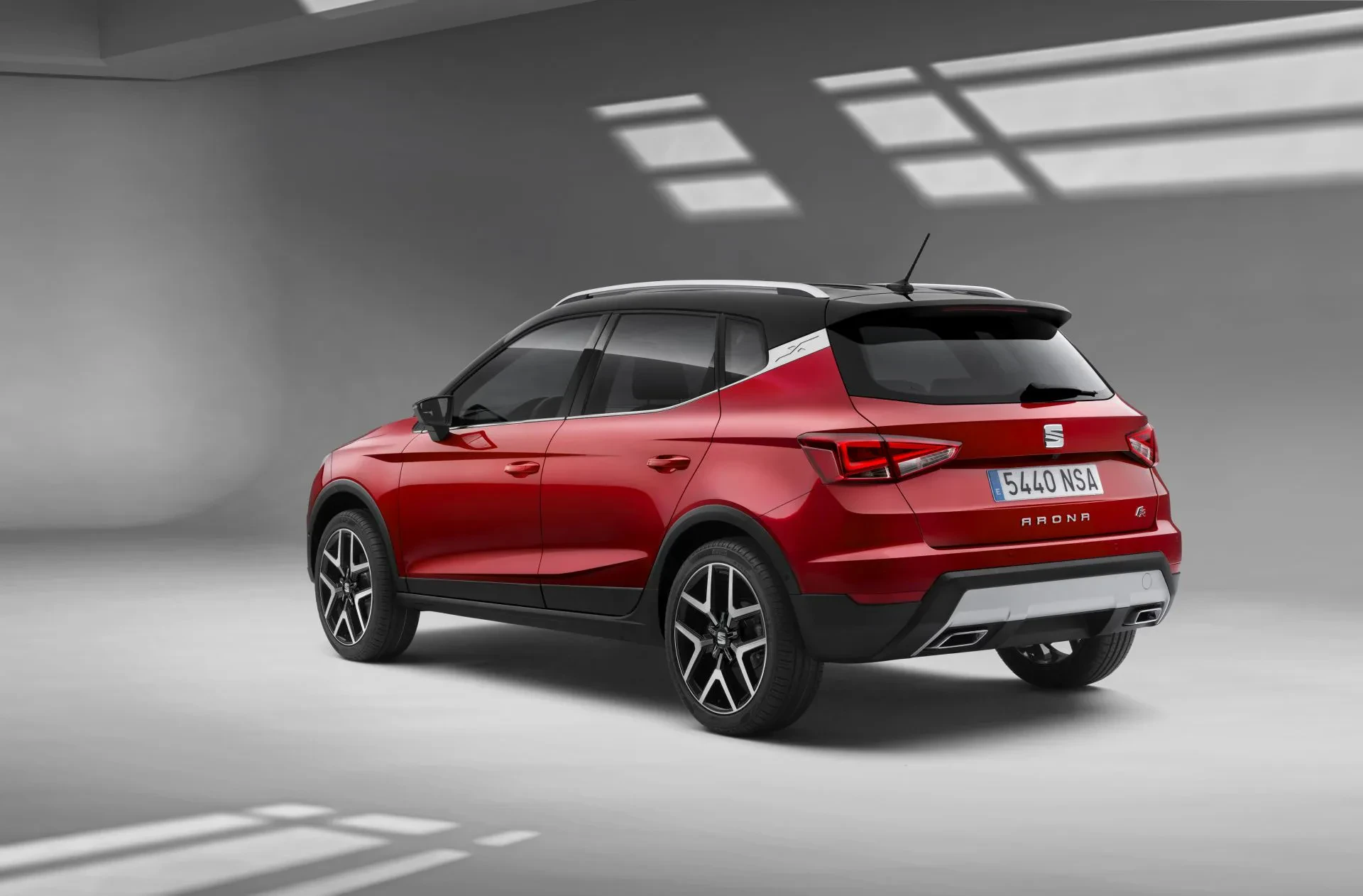 SUV Seat Arona silnik benzyna diesel opinie oceny zalety wady cena ceny otomoto