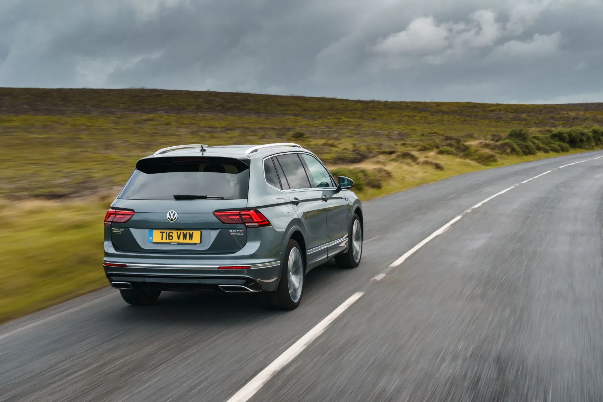 SUV Volkswagen Tiguan silnik benzyna diesel cena ceny używany otomoto opinie oceny zalety wady
