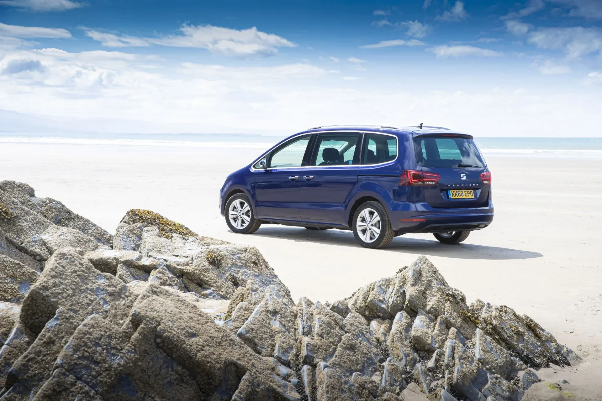 Seat Alhambra silnik benzyna diesel cena ceny opinie oceny zalety wady otomoto tani używany minivan rodzinny