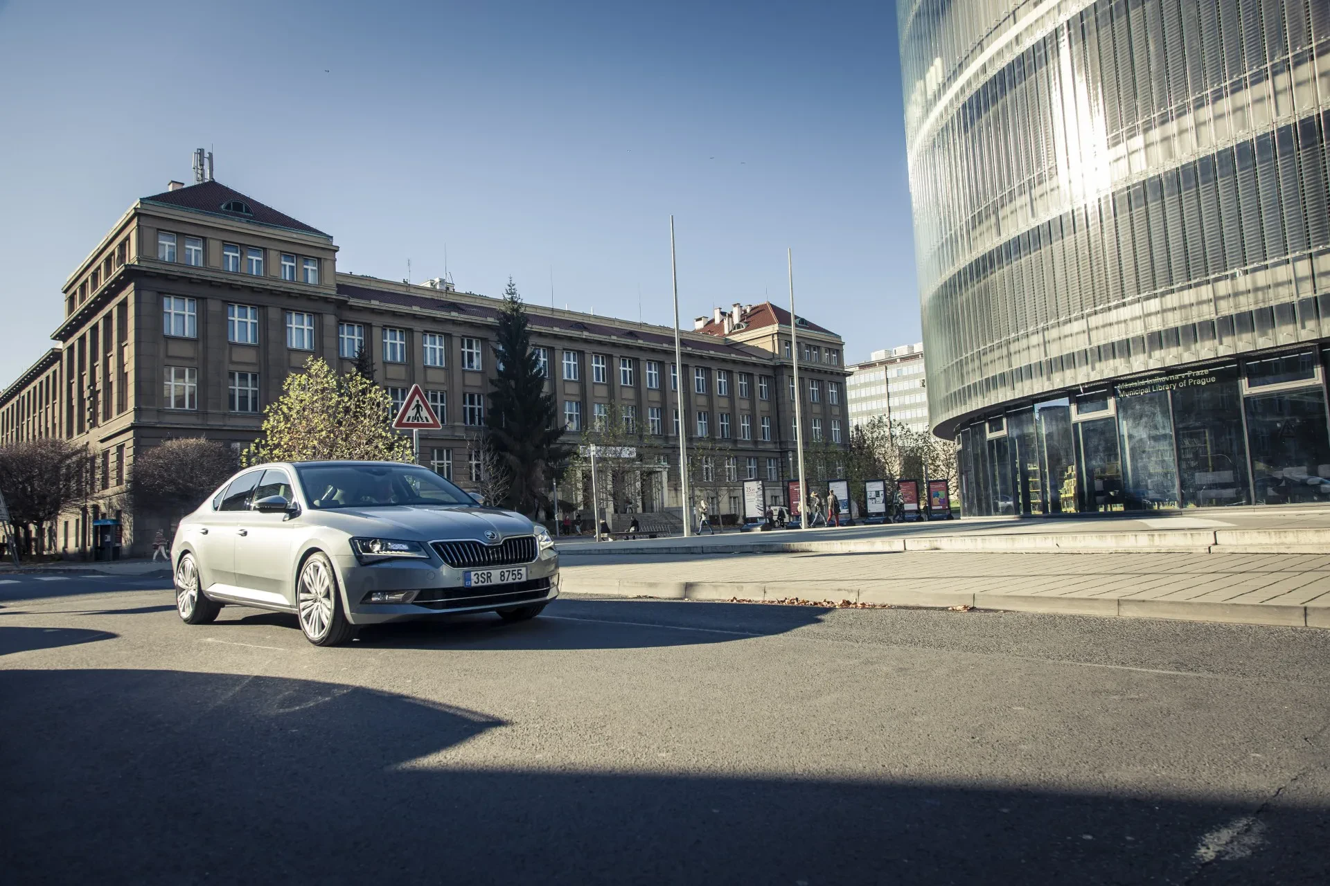 Skoda Superb silnik benzyna diesel cena ceny otomoto tanio opinie oceny zalety wady używany okazja