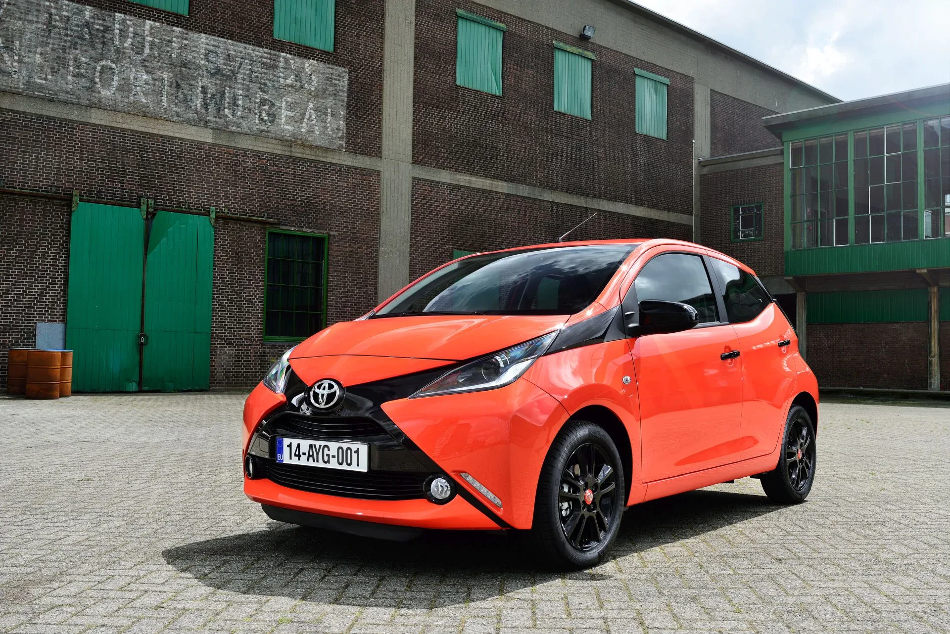 Toyota Aygo silnik benzyna moc spalanie cena ceny otomoto opinie oceny zalety wady