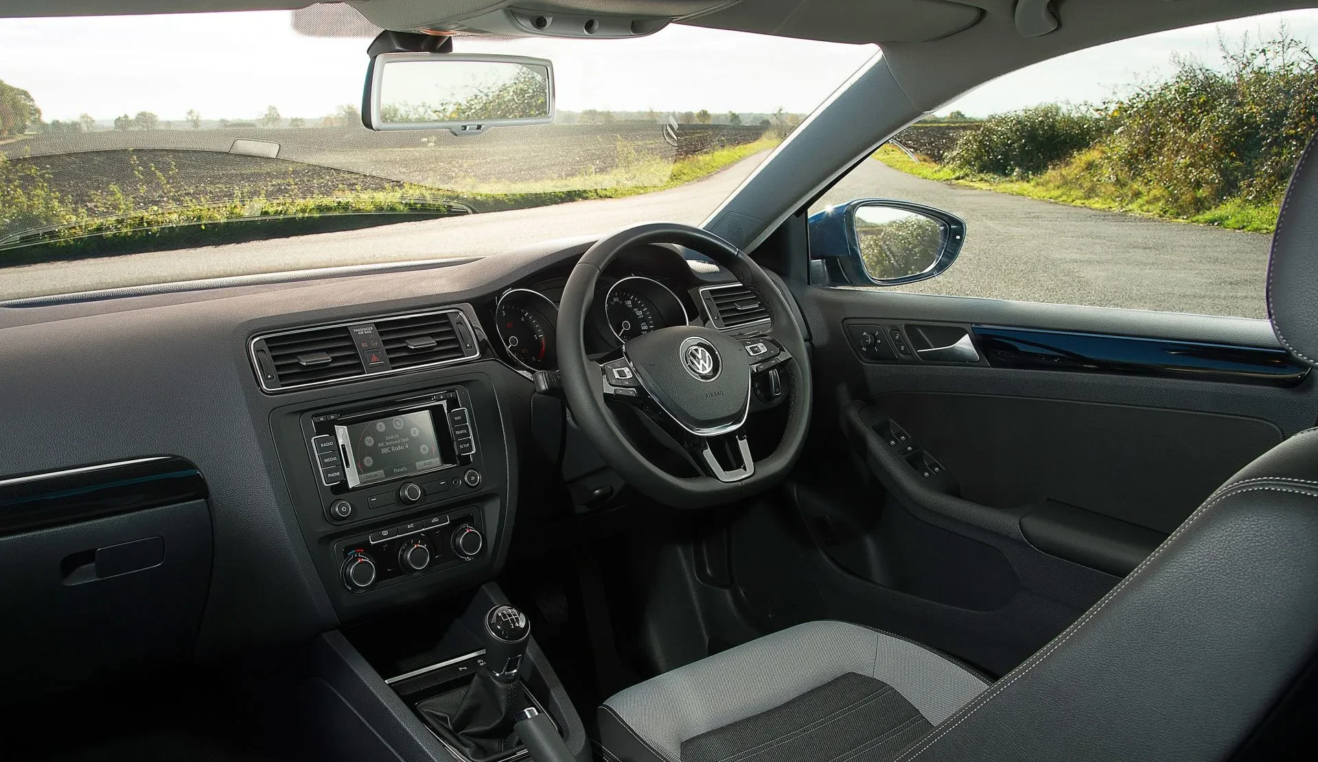 Tylko nieliczni wiedzą o tym, jak dobry jest ten Volkswagen. To zapomniany model, który przez cały czas imponuje