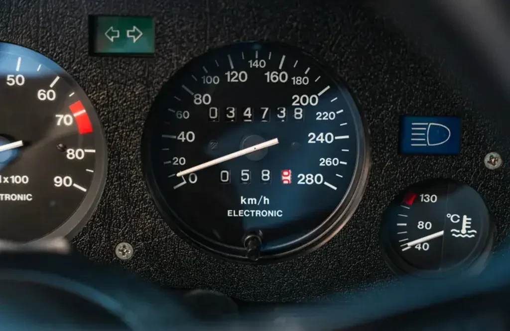 To jedno z najrzadszych BMW jakie kiedykolwiek powstało. 1 z 10 egzemplarzy na sprzedaż