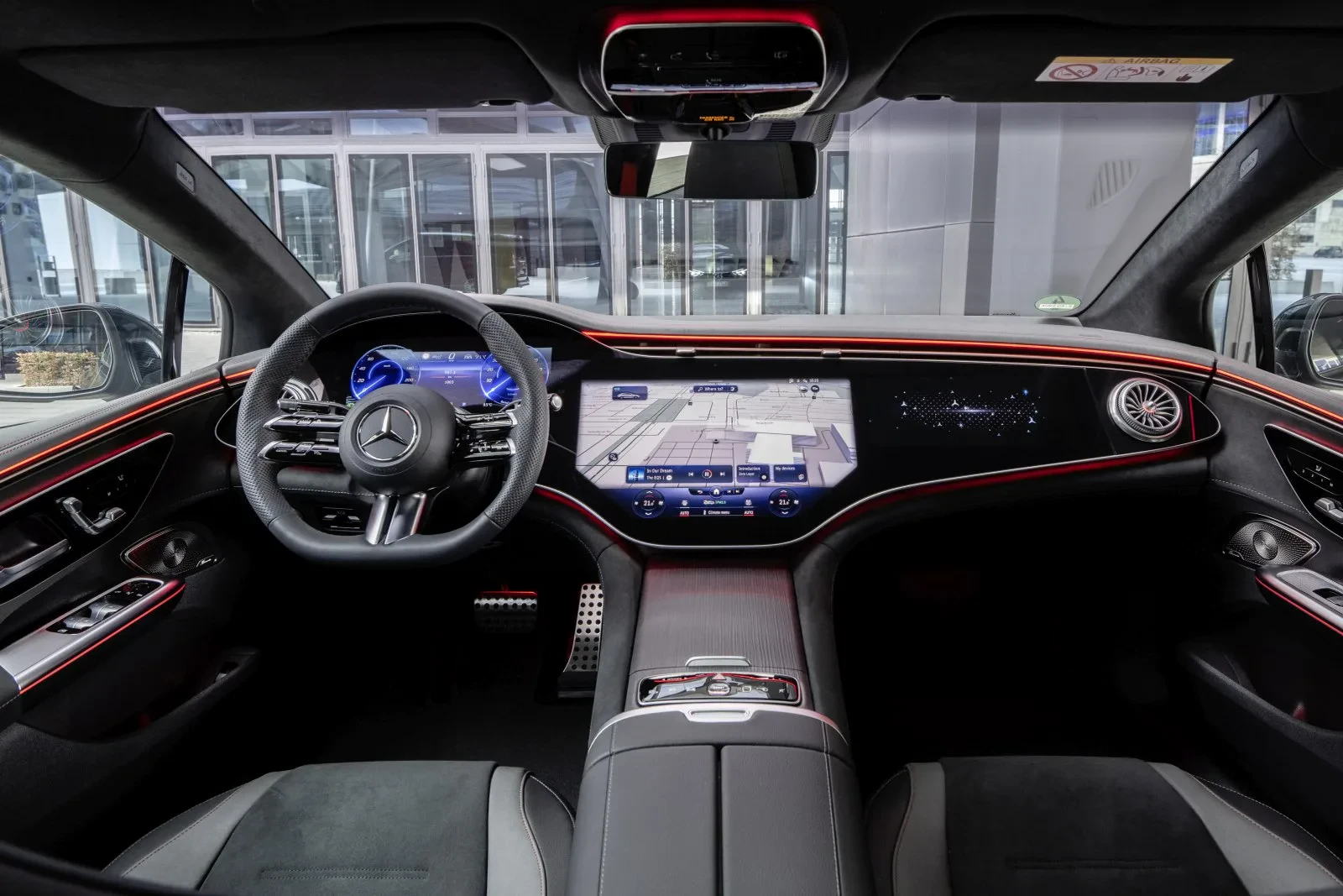 Mercedes wycofuje przed czasem aż 3 modele. Fani elektryków nie będą zachwyceni