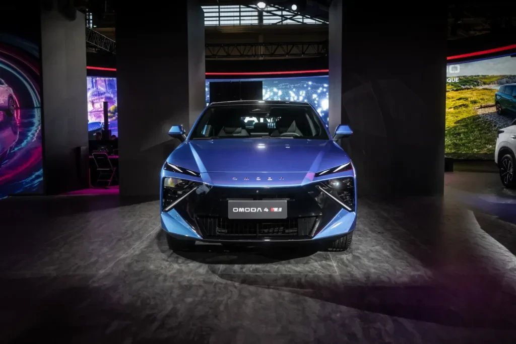 omoda-4-lamborghini-urus