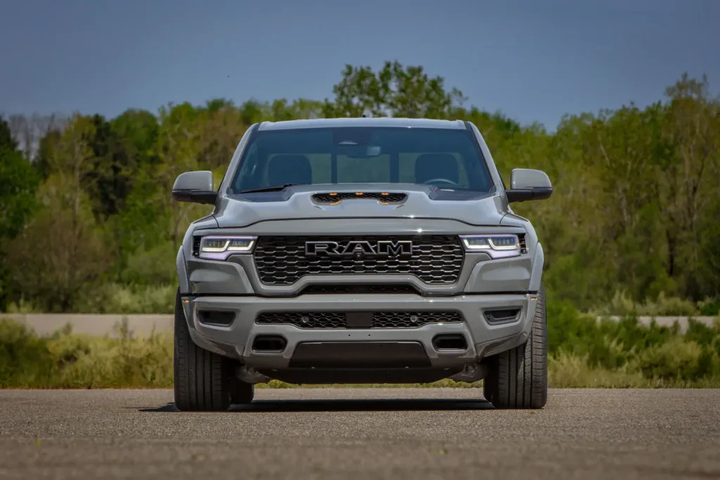 ram-silnik-hemi-v8