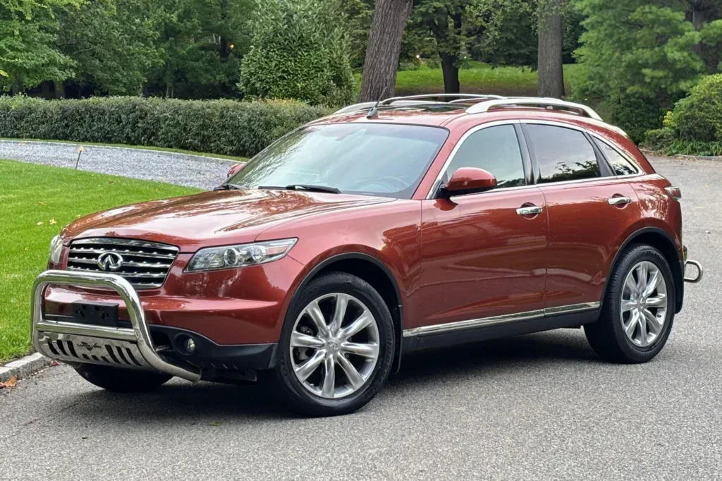suv-infiniti-fx45-v8