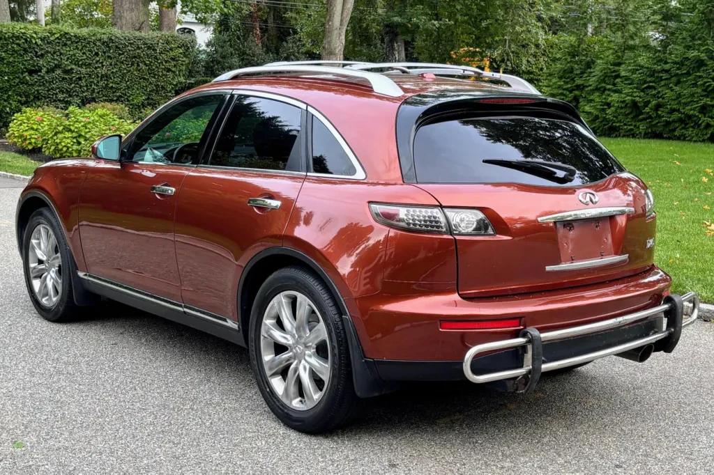 suv-infiniti-fx45-v8