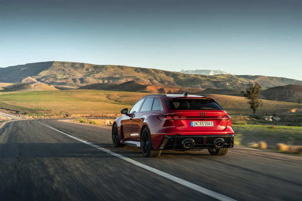 to-audi-schodzi-jak-cieple-buleczki