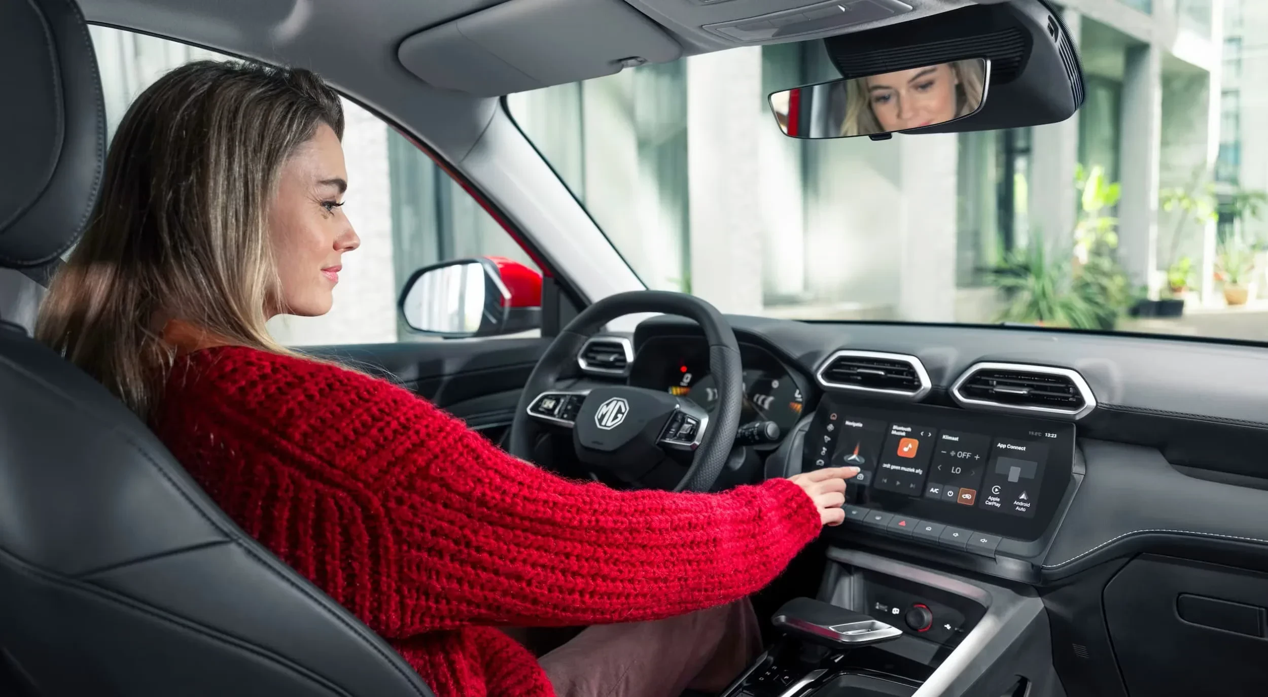 To teraz ulubiony chiński SUV zwykłych Polaków. Benzyniak startuje od 72 500 zł, ale choćby hybryda jest tańsza niż Toyota Yaris